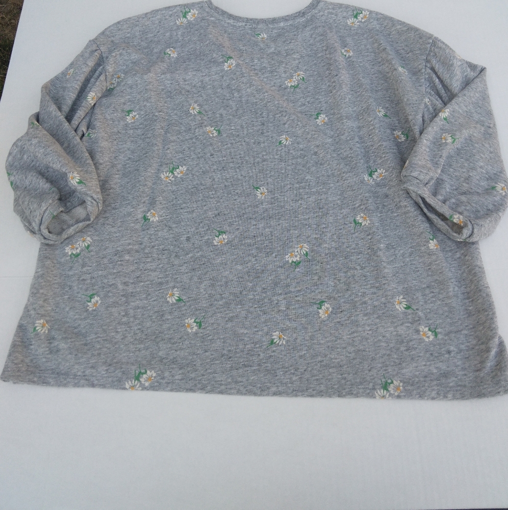 Old Navy French terry Womens size XXL Daisy print, 3/4 sleeve, tunic pullover - Picture 2 of 8